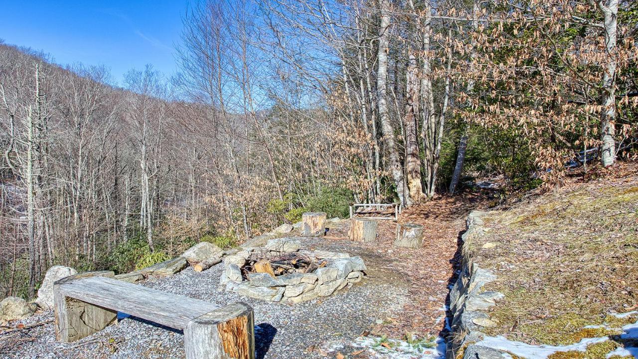 The Bear'S Cave In Maggie Valley Villa Exterior photo